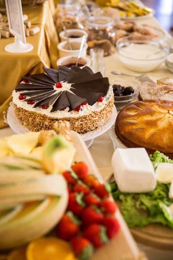 לביקו טרמה Hotel Daniela מראה חיצוני תמונה